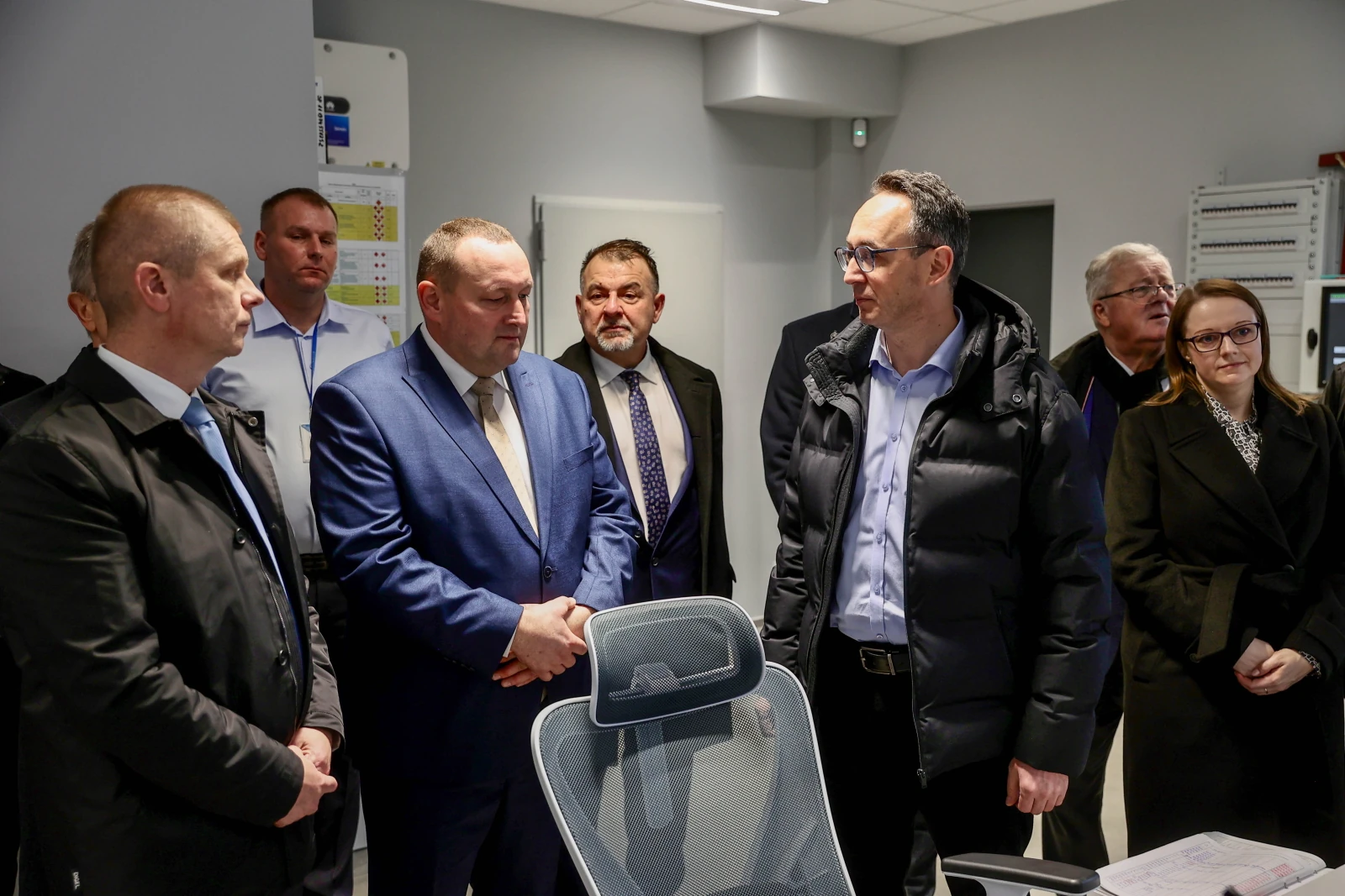 Ostatnie akty dywersji niczego ich nie nauczyły? Minister Klimczak ujawnił beztrosko strategiczne miejsce dla polskiej kolei