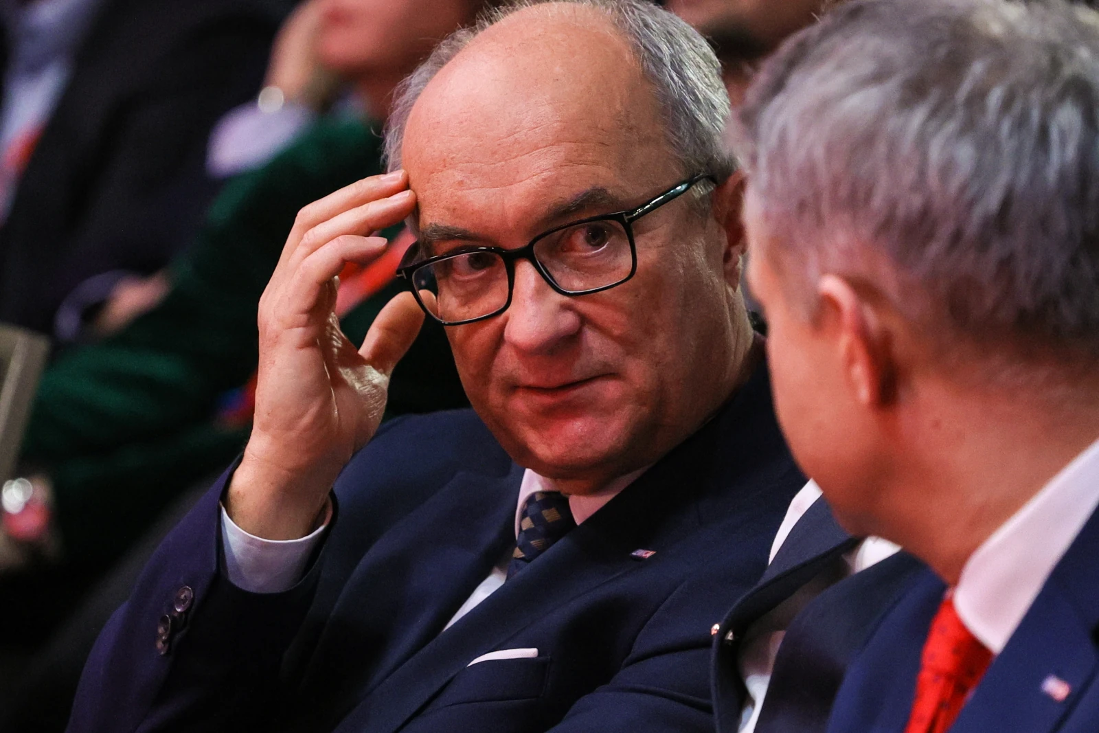 Lewica wybrała nowe władze. PZPR trzyma się mocno. W programie wojna z prezydentem