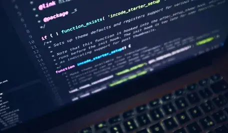 Minister cyfryzacji Krzysztof Gawkowski poinformował o ataku hakerskim na Urząd Zamówień Publicznych oraz próbach przejęcia skrzynek mailowych urzędników państwowych.