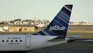 Samolot linii lotniczej JetBlue, który niemal zderzył się z wojskowym samolotem w pobliżu Wenezueli