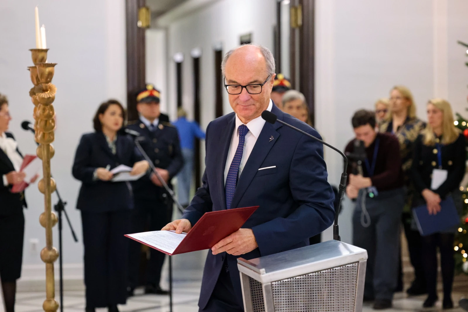 Czarzasty zapalił świece chanukowe! Marszałek Sejmu nie omieszkał zaatakować przy okazji innego polityka