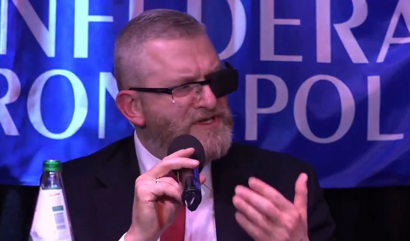 Burza po słowach Brauna o rządach Rosjan w Polsce. Znany publicysta: „Mentalność kacapska”