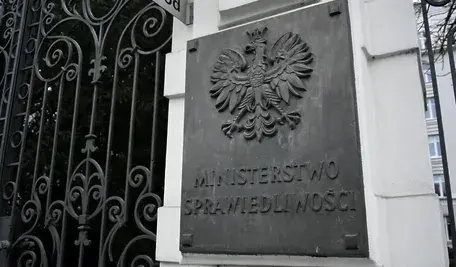 _MIL7252_ministerstwo