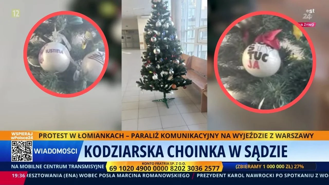 Polityczny manifest. Choinka KOD stanęła w krakowskim sądzie