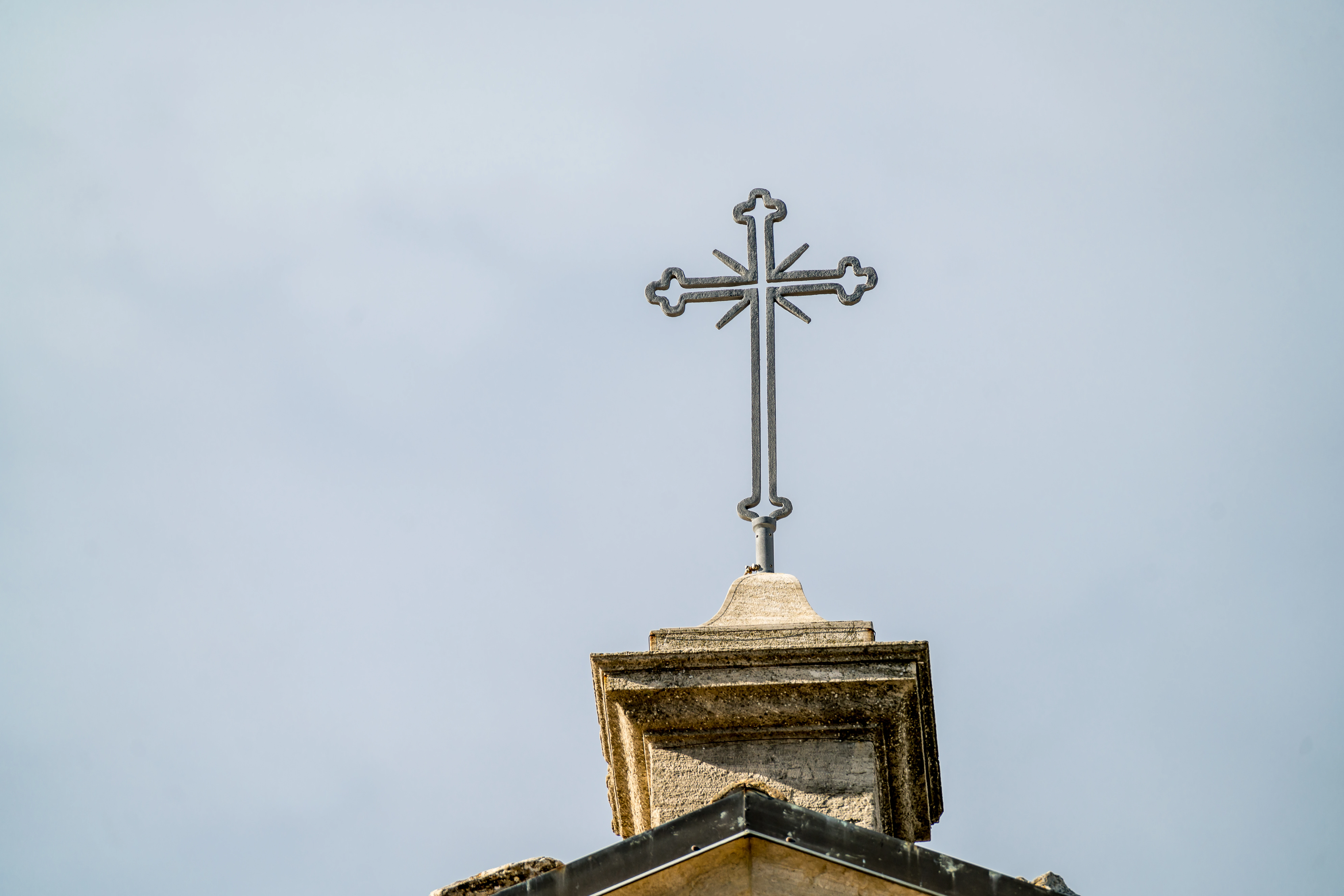 Niepokojące dane! Europa przestaje być bezpiecznym miejscem dla chrześcijan?