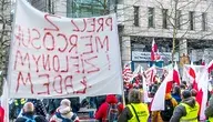  Protest rolnikow, ul. Swietorzyska, przed budynkiem przedstawicielstwa Parlamentu Europejskiego  fot. Liudmyla Kazakova