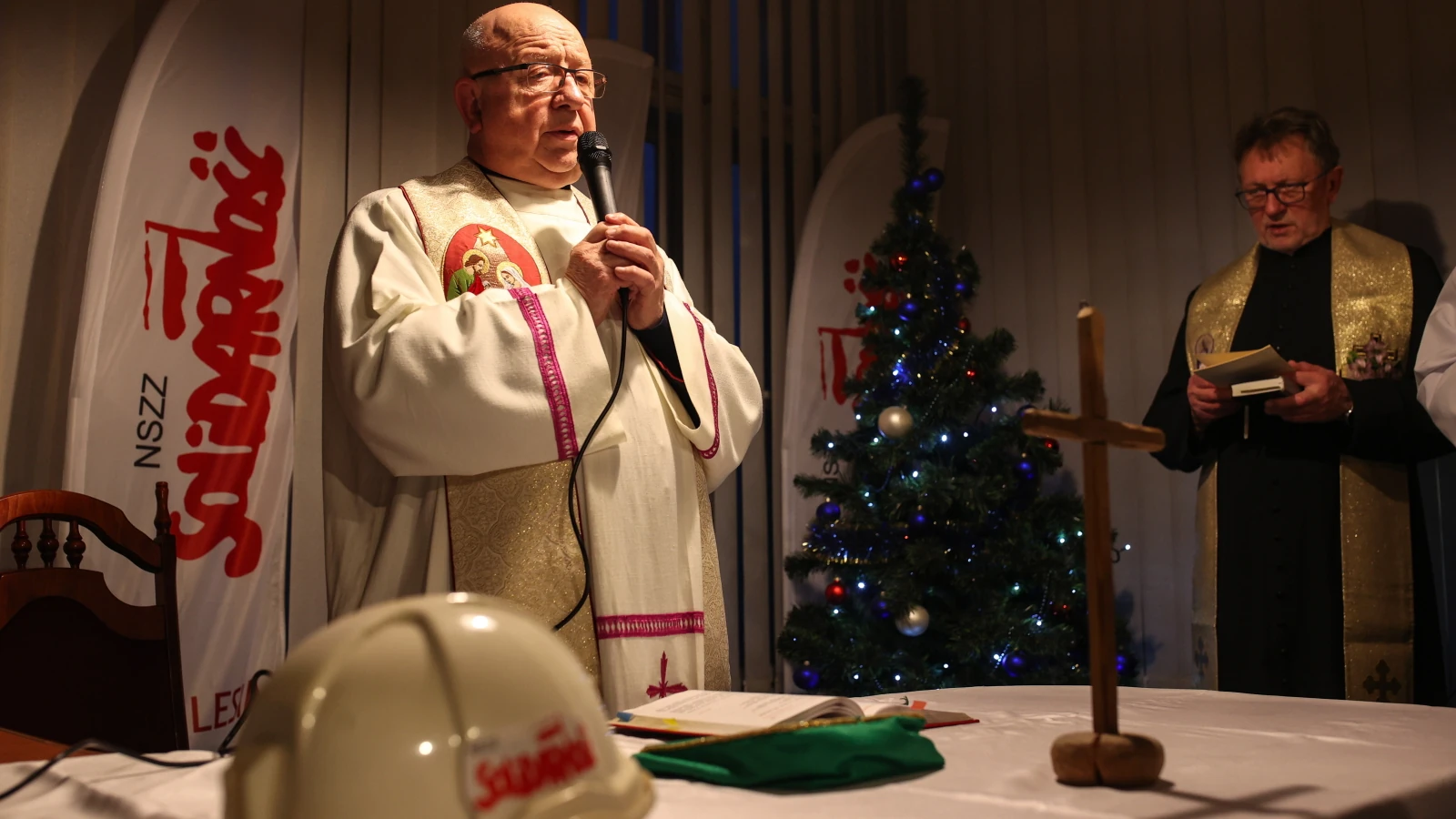 Czwarta doba pod ziemią. Górnicy z Silesii czekają, rząd milczy