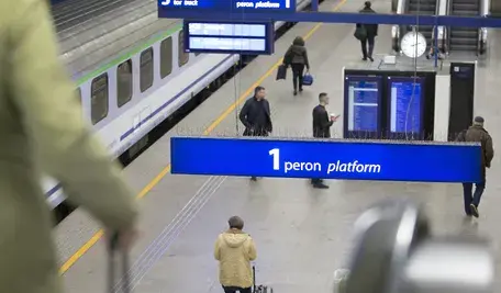 Świąteczny chaos na kolei! Na zdjęciu Dworzec Centralny w Warszawie.