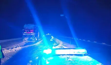 Kontrola ciężarówki na trasie S7. MSWiA zapowiada, że zostaną wzmożone w związku z paraliżem na drogach