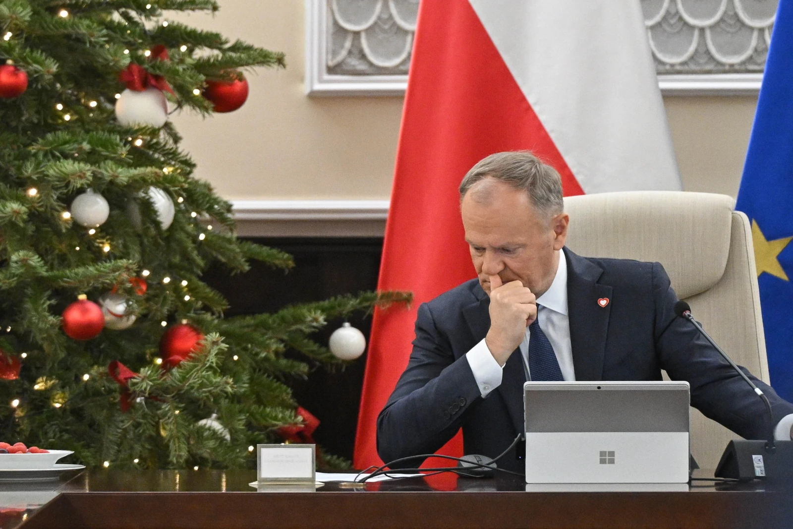 Z którym politykiem Polacy chcieliby spędzić sylwestra? Lider zdobył ogromna przewagę