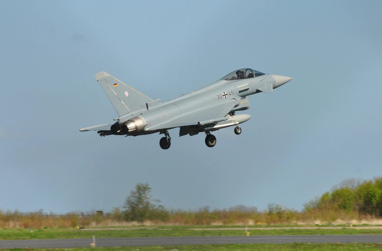 Niemcy wylądowali w Malborku! Co w naszym kraju robią niemieckie samoloty?