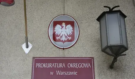 Prokuratura Okręgowa w Warszawie postanowiła "uciąć łeb" podejrzeniom w sprawie nielegalnej kampanii KO przed wyborami w 2023 roku
