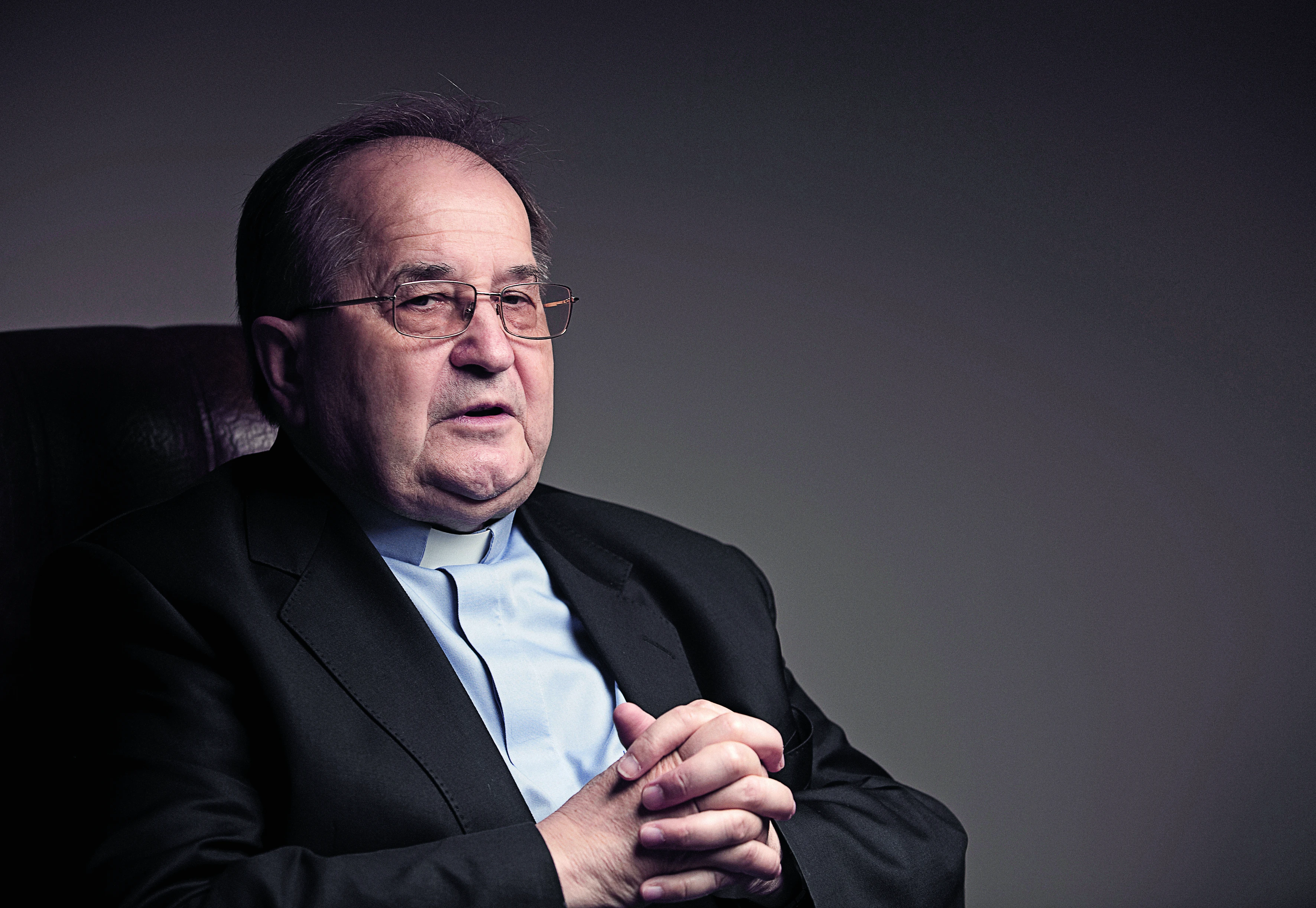 Ojciec Rydzyk spotkał się z minister Cieszyńską. Czy to koniec kłopotów znanego duchownego?