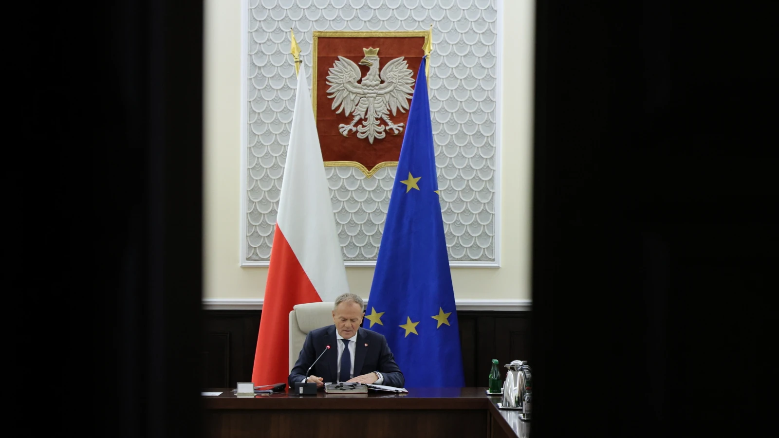 Czy Donald Tusk powinien dotrwać do końca kadencji? Premier nie ma się z czego cieszyć