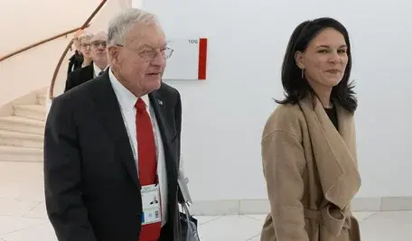 mid-epa11898640 2025-02-16_13.18.47.webp