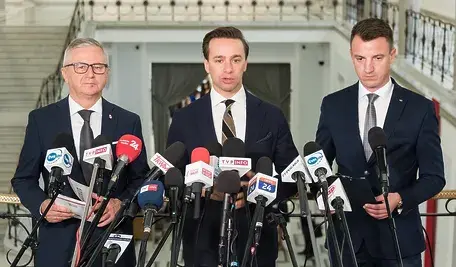 Włodzimierz_Skalik_Krzysztof_Bosak_Ryszard_Wilk_2023.webp
