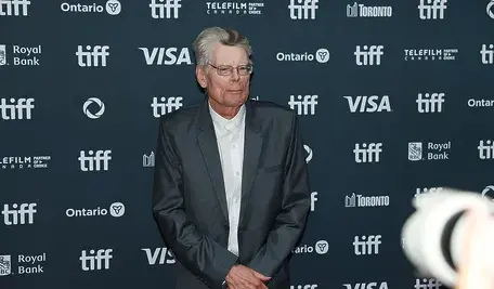 Stephen_King_at_the_2024_Toronto_International_Film_Festival_01.webp