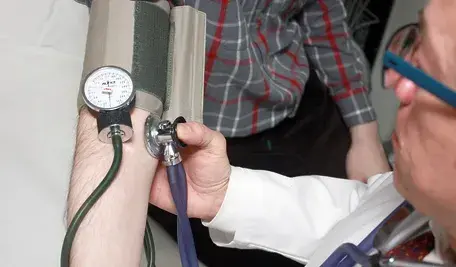 medicine-2361046_1280.webp
