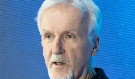 Avatar_The_Way_of_Water_Tokyo_Press_Conference_James_Cameron_(52563430565)_(cropped) 2025-02-28_15.08.18.webp