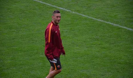 0682_totti_(14717977918).webp