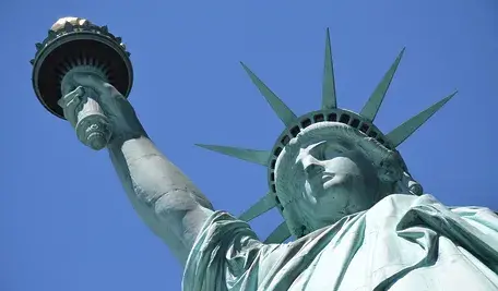 statue-of-liberty-7286168_1280.webp