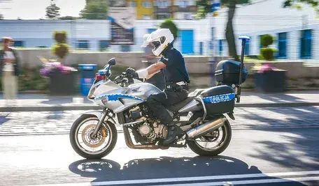 police-4393207_1280.webp