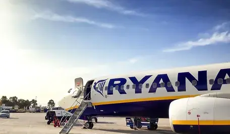 departure-2042513_1280.webp