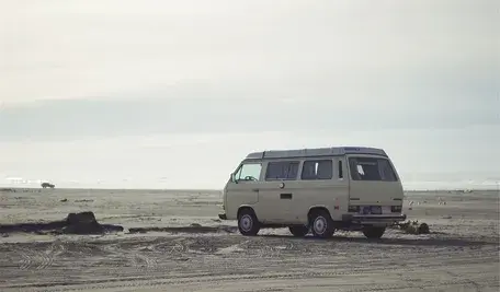 hippy-van-926290_1280.webp