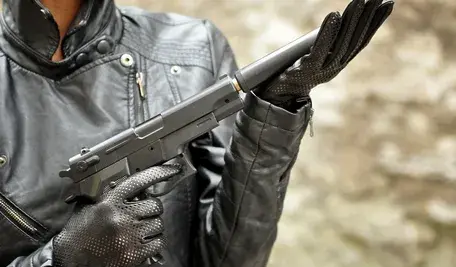 gun-4560173_1280.webp