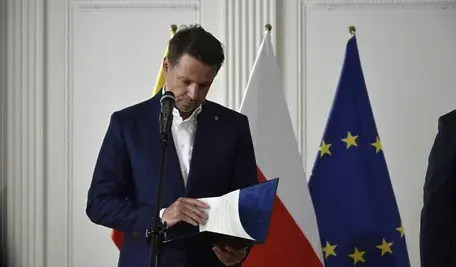 _MIL5627_konferencja.webp