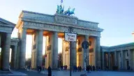 architecture-building-palace-downtown-plaza-landmark-facade-tourism-place-of-worship-germany-deutschland-berlin-town-square-tourist-attraction-brandenburg-gate-quadriga-tor-brandenburguer-pariser-platz-8913.webp