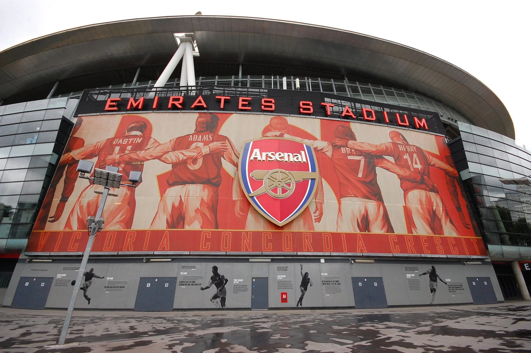 Arsenal czy Inter Mediolan? Polski defensor może stać się bohaterem jednej z największych sag transferowych nadchodzącego okienka