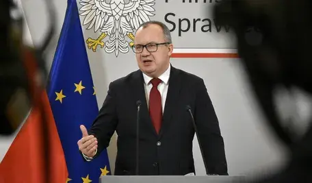 _MIL7386_Konferencja.webp