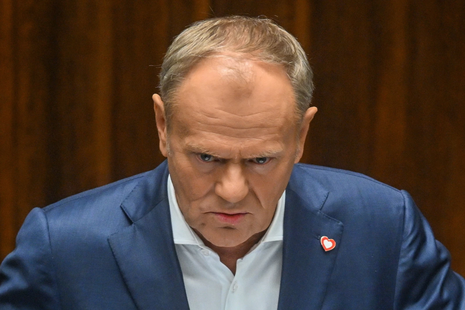 Przedwczoraj się wściekł i wczoraj znów się wściekł. Donald Tusk ponownie w furii!