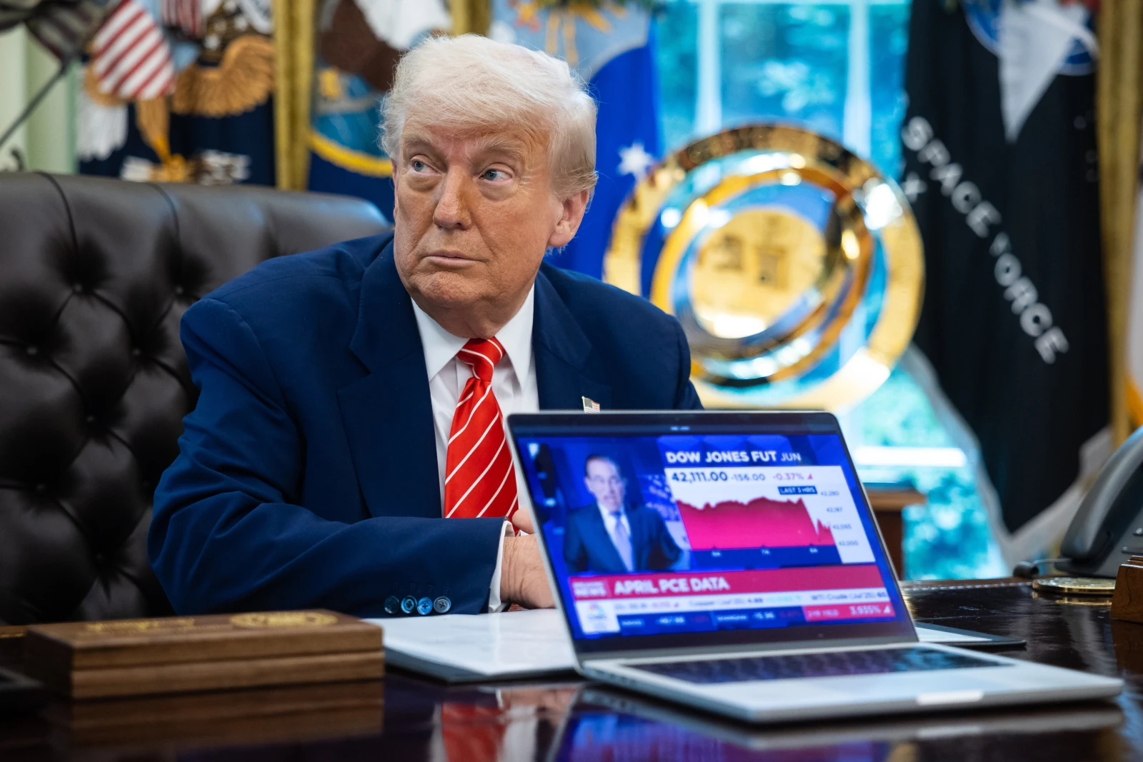 Amerykański Sąd Najwyższy zdecydował! Los kilkuset tysięcy migrantów leży w rękach Trumpa