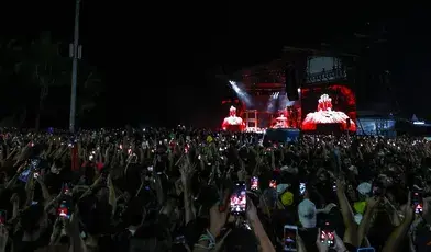 mid-epa12072317.webp
