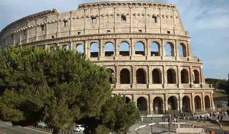 colloseum-5427763_1280.webp