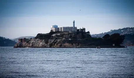alcatraz-island-6560913_1280.webp