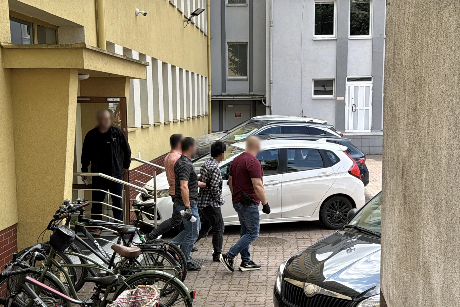 Obcokrajowiec chciał zabić Klaudię z Torunia. „Stop imigranckiej dziczy”