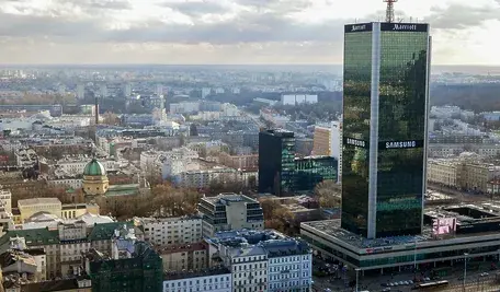 warsaw-4974528_1280.webp