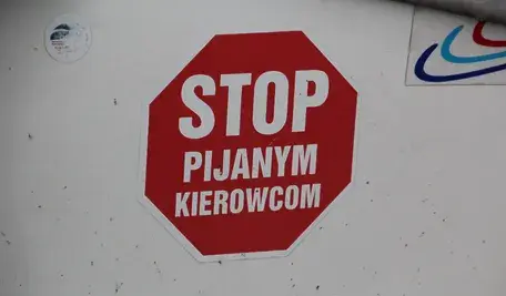 pijani kierowcy alkohol droga bezpieczeństwo stop pijanym kierowcom lklii 193.webp