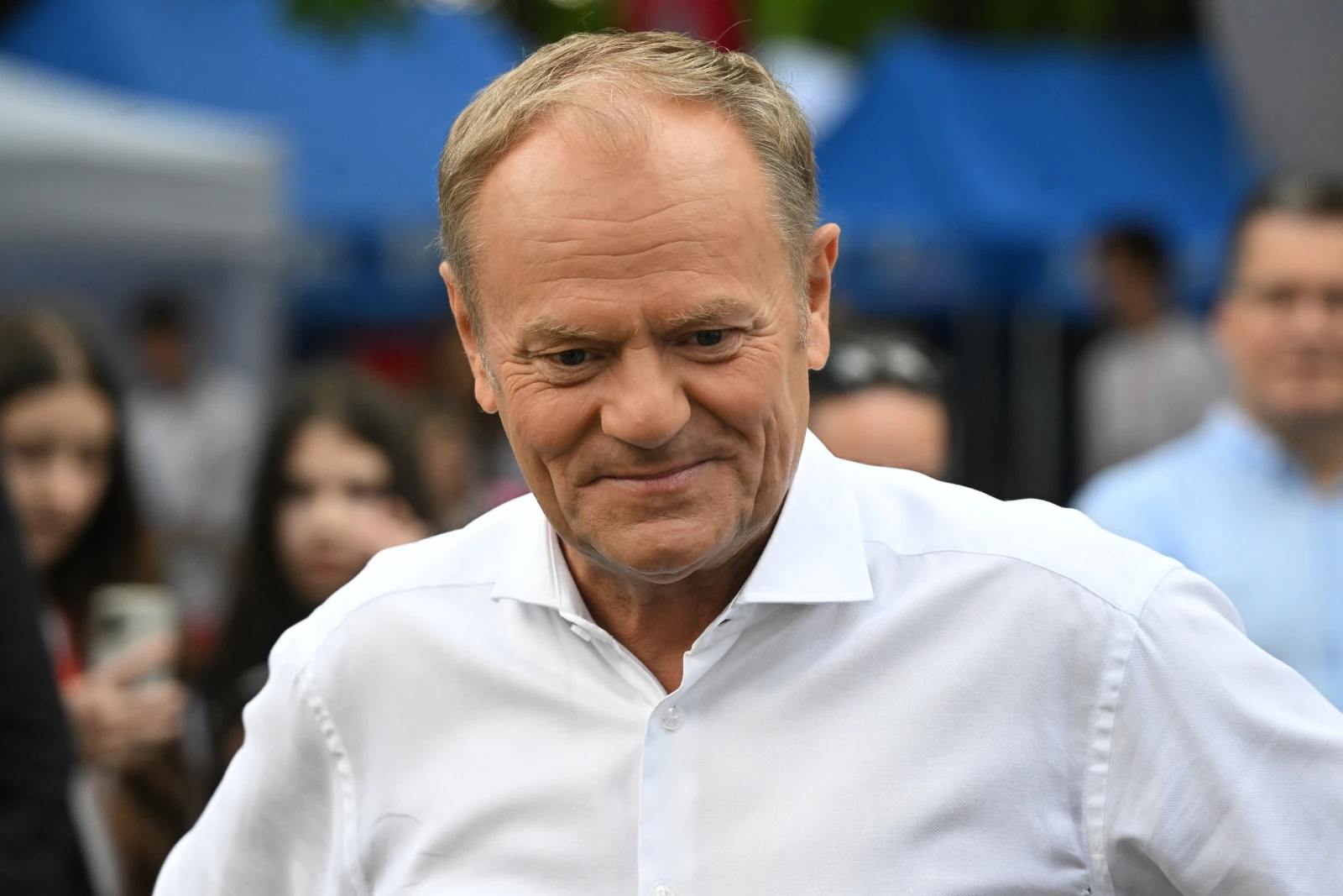 Какой скандал. Туск не поздравил Навроцкого с победой на выборах! Премьер-министр объявил о вотуме доверия своему правительству