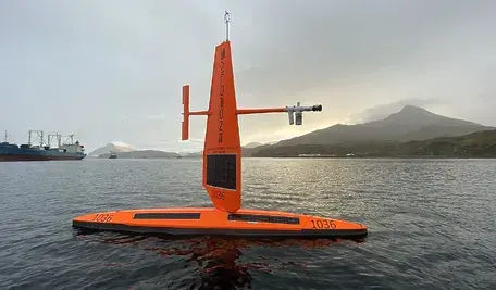 1440px-Saildrone_in_2019_NOAA_Arctic_mission.webp