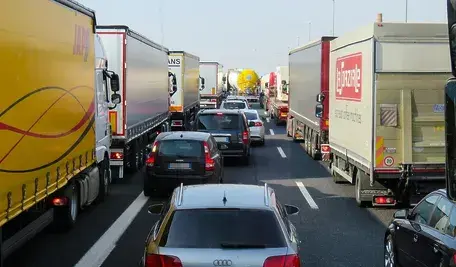 traffic-2251530_1280.webp