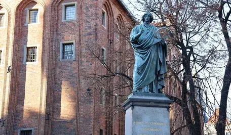 torun-4829622_1280.webp