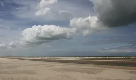 beach-1643678_1280.webp