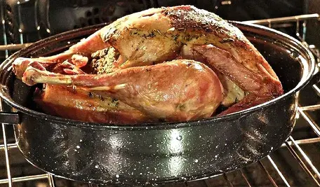dish-meal-food-cooking-produce-meat-923271-pxhere.com.webp