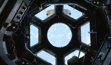 1626px-STS130_cupola_view1.webp