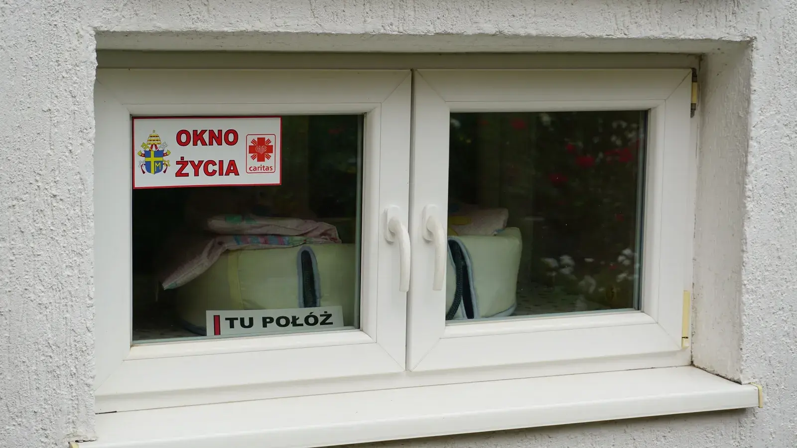 Wcześniak w oknie życia. Chłopczyk trafił do szpitala