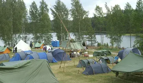 camp-78410_1280.webp